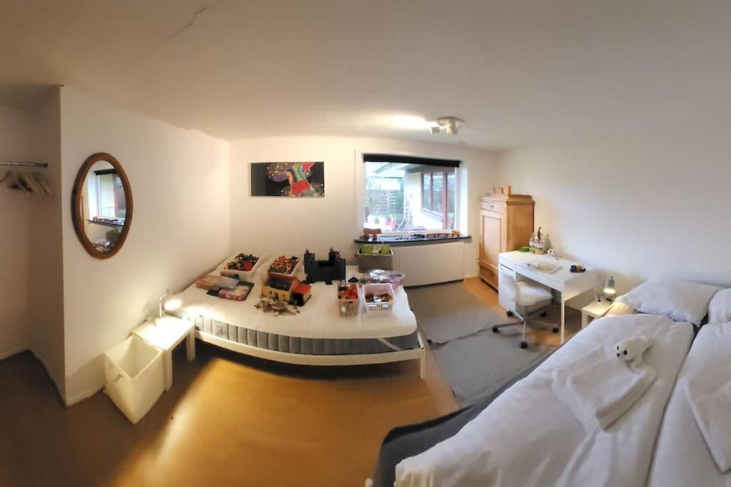 Family Friendly Apt B, 900M To Lego House, Parking, Legoland, Lalandia บิลลุนด์ ภายนอก รูปภาพ